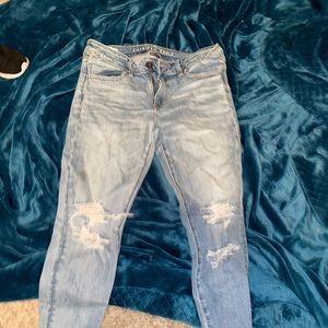 American eagle ripped jeans